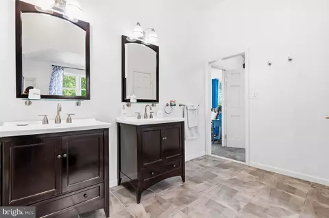 Bath - 1260 Hillside Rd, Pasadena, MD 21122 photo 3 of 5