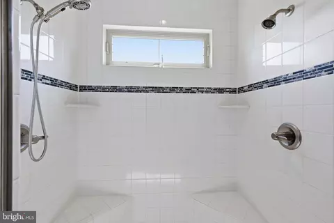 Bath - 7533 Pelham Way, Hanover, MD 21076 photo 3 of 6