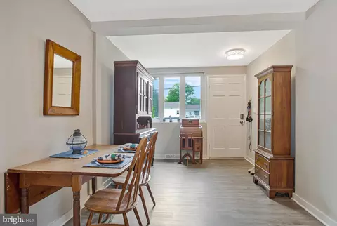 Entry Way - 1609 Bentley Rd, Edgewater, MD 21037 photo 1 of 2