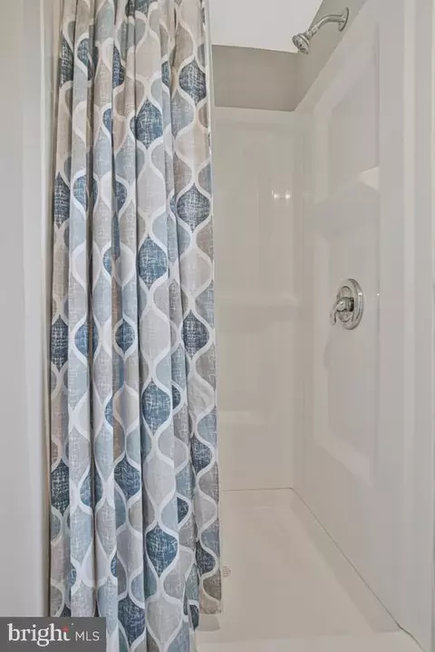 Bath - 1609 Bentley Rd, Edgewater, MD 21037 photo 3 of 3
