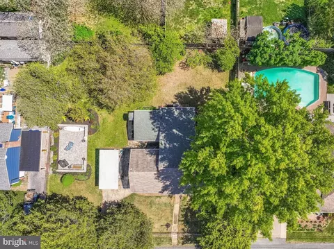View/Area - 1609 Bentley Rd, Edgewater, MD 21037 photo 3 of 5