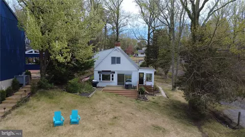 Exterior - 3904 Dogwood Trl, Edgewater, MD 21037 photo 1 of 6