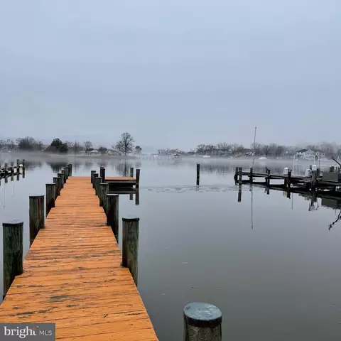 View/Area - 3904 Dogwood Trl, Edgewater, MD 21037 photo 3 of 12