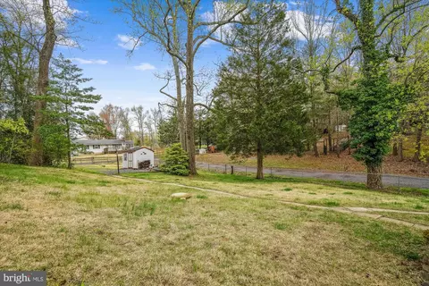 Exterior - 3904 Dogwood Trl, Edgewater, MD 21037 photo 3 of 6