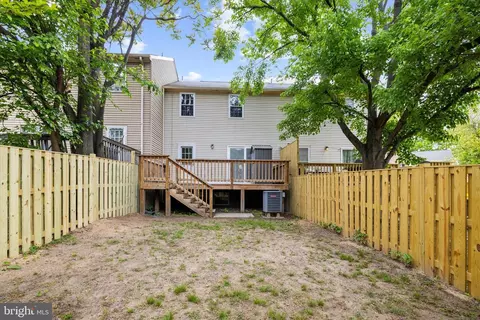 Exterior - 1013 Cape Splitt Harbour, Pasadena, MD 21122 photo 9 of 10