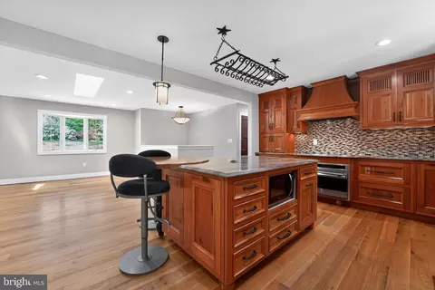Kitchen - 1186 Bunker, Arnold, MD 21012 photo 3 of 3