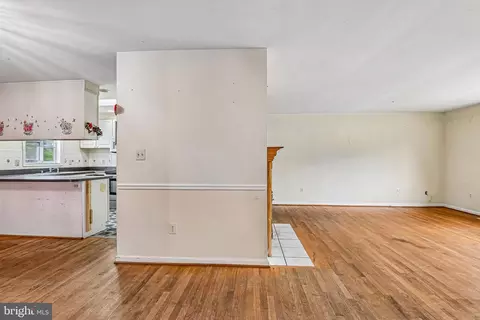 Living - 347 Marganza S, Laurel, MD 20724 photo 7 of 8