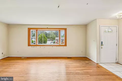 Living - 347 Marganza S, Laurel, MD 20724 photo 3 of 8