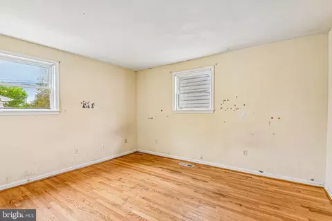 Bedroom - 347 Marganza S, Laurel, MD 20724 photo 5 of 8