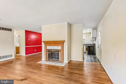 Living - 347 Marganza S, Laurel, MD 20724 photo 2 of 8