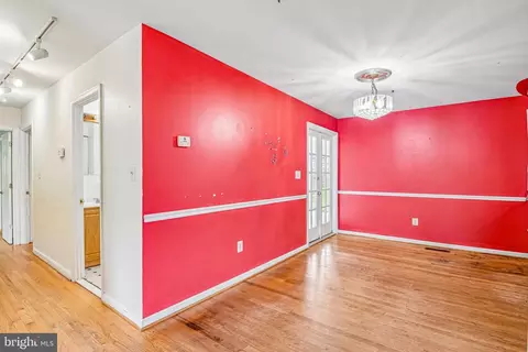 Entry Way - 347 Marganza S, Laurel, MD 20724 photo 1 of 4