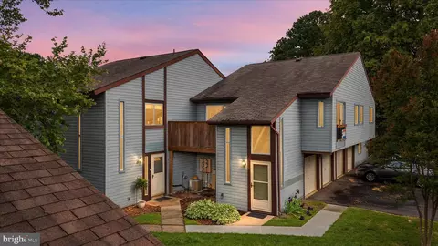 1921 Everglade Ct, Crofton, MD 21114