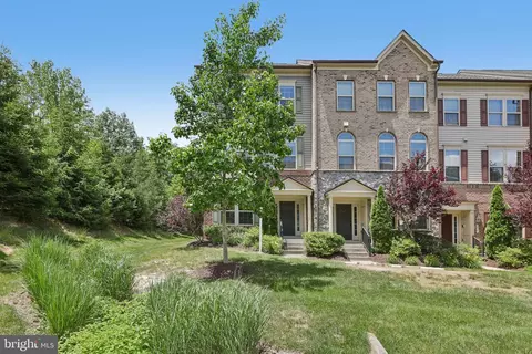 7415 Tennison Ln, Hanover, MD 21076