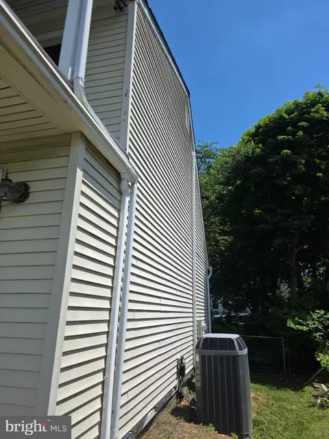 Exterior - 145 Edgewater Dr, Edgewater, MD 21037 photo 22 of 46