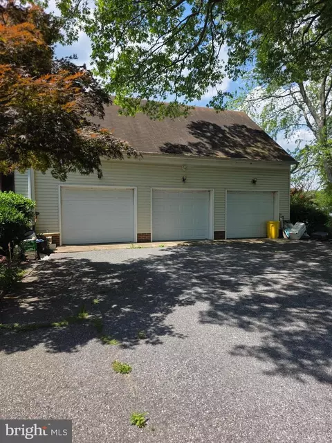 Other - 145 Edgewater Dr, Edgewater, MD 21037 photo 17 of 25