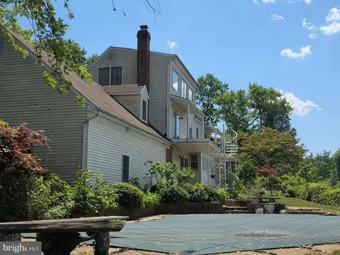 Exterior - 145 Edgewater Dr, Edgewater, MD 21037 photo 15 of 46