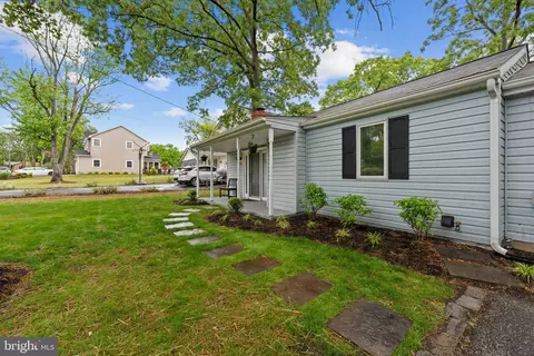 Exterior - 243 Mallard Dr, Pasadena, MD 21122 photo 2 of 8