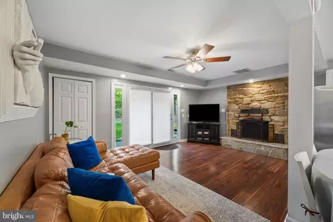 Living - 243 Mallard Dr, Pasadena, MD 21122 photo 1 of 1