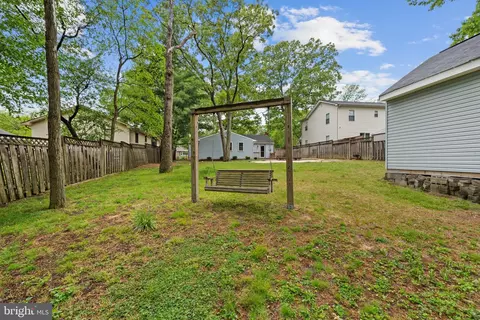Exterior - 243 Mallard Dr, Pasadena, MD 21122 photo 7 of 8