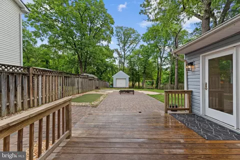 Exterior - 243 Mallard Dr, Pasadena, MD 21122 photo 4 of 8