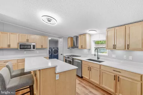 415 Dutch Dr, Lothian, MD 20711 photo 18
