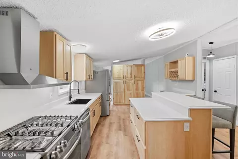 415 Dutch Dr, Lothian, MD 20711 photo 19