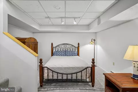 Bedroom - 726 Hillcrest Dr, Annapolis, MD 21409 photo 2 of 2