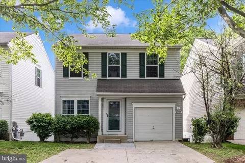 8232 Lyndhurst St, Laurel, MD 20724