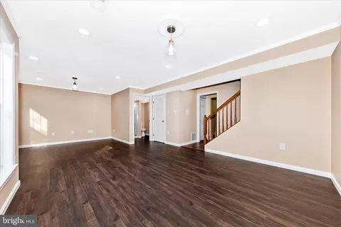 Living - 8232 Lyndhurst St, Laurel, MD 20724 photo 6 of 7