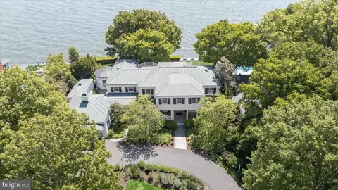 747 Bywater Rd, Gibson Island, MD 21056