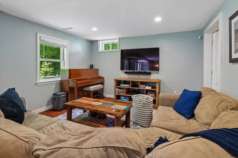 Living - 45 Sierra Ln, Arnold, MD 21012 photo 3 of 3