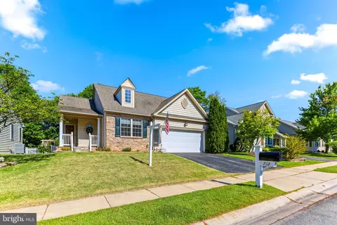 712 Partridge Ln, Glen Burnie, MD 21060