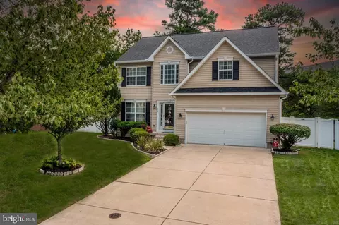 609 Frogs Leap Ct, Glen Burnie, MD 21060