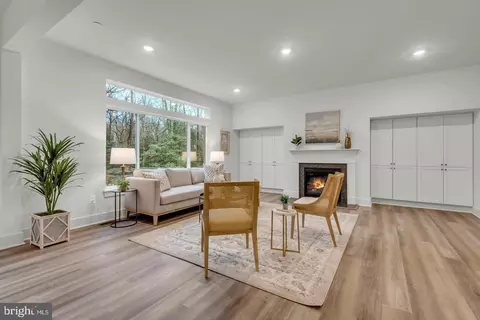 Living - 6607 Lost Fox Ln, Hanover, MD 21076 photo 3 of 6