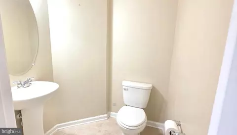 Entry Way - 2914 Koens Ct, Hanover, MD 21076 photo 5 of 8