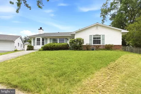 7910 S Cartier Ct, Severn, MD 21144