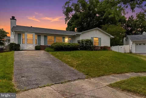 7910 S Cartier Ct, Severn, MD 21144
