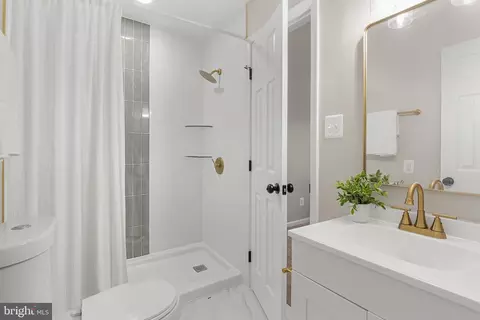 Bath - 603 Chapelgate Dr, Odenton, MD 21113 photo 1 of 2