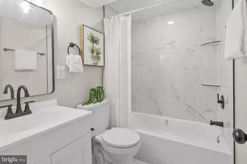 Bath - 603 Chapelgate Dr, Odenton, MD 21113 photo 2 of 2