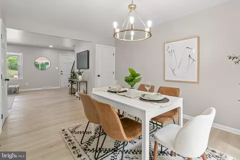 Dining - 603 Chapelgate Dr, Odenton, MD 21113 photo 2 of 3