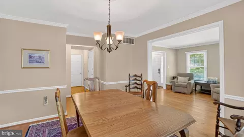 Dining - 1120 Charing Cross Dr, Crofton, MD 21114 photo 4 of 5