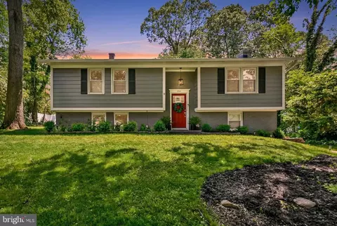 4 Fairhaven Ct, Severna Park, MD 21146