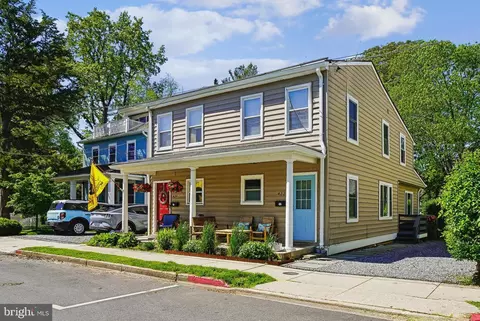 422 First St, Annapolis, MD 21403