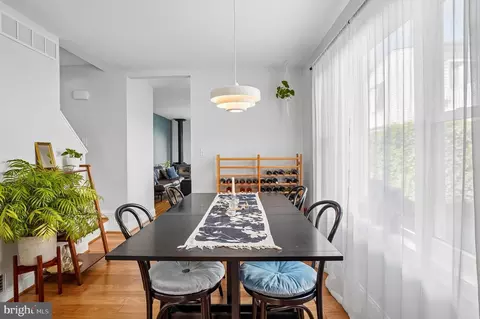 Dining - 422 First St, Annapolis, MD 21403 photo 1 of 1