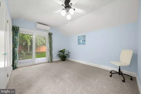 Bedroom - 7720 W Shore Rd, Pasadena, MD 21122 photo 7 of 8