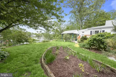 Exterior - 7720 W Shore Rd, Pasadena, MD 21122 photo 15 of 19