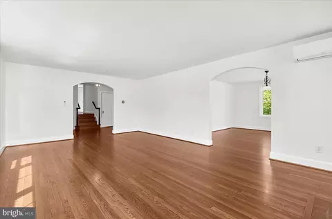 Living - 1378 Odenton Rd, Odenton, MD 21113 photo 3 of 5