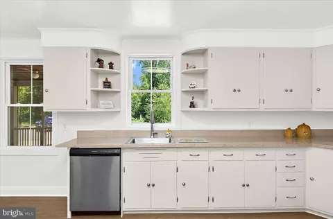 Kitchen - 1378 Odenton Rd, Odenton, MD 21113 photo 2 of 3