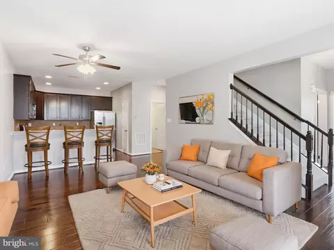 Living - 132 Jacobia Dr #C-4, Pasadena, MD 21122 photo 3 of 4
