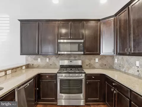 Kitchen - 132 Jacobia Dr #C-4, Pasadena, MD 21122 photo 3 of 4